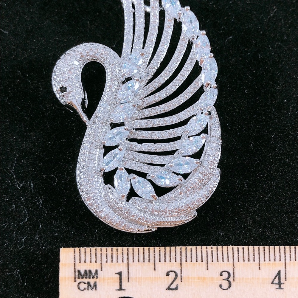 Pendant - Picture 2 of 3